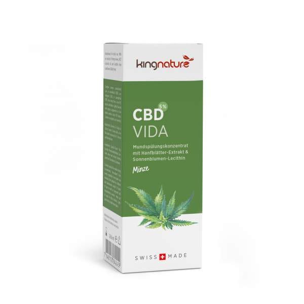 Eine weiß-grüne Schachtel mit CBD Vida Mundwasserkonzentrat, verziert mit Cannabisblättern und einem „Swiss Made“-Etikett, enthält einen deutschen Text, der Hanfblattextrakt, Sonnenblumenlecithin und Minzgeschmack hervorhebt.